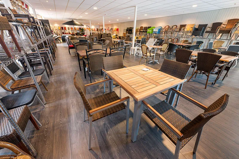 Ausstellung Terrassenmöbel